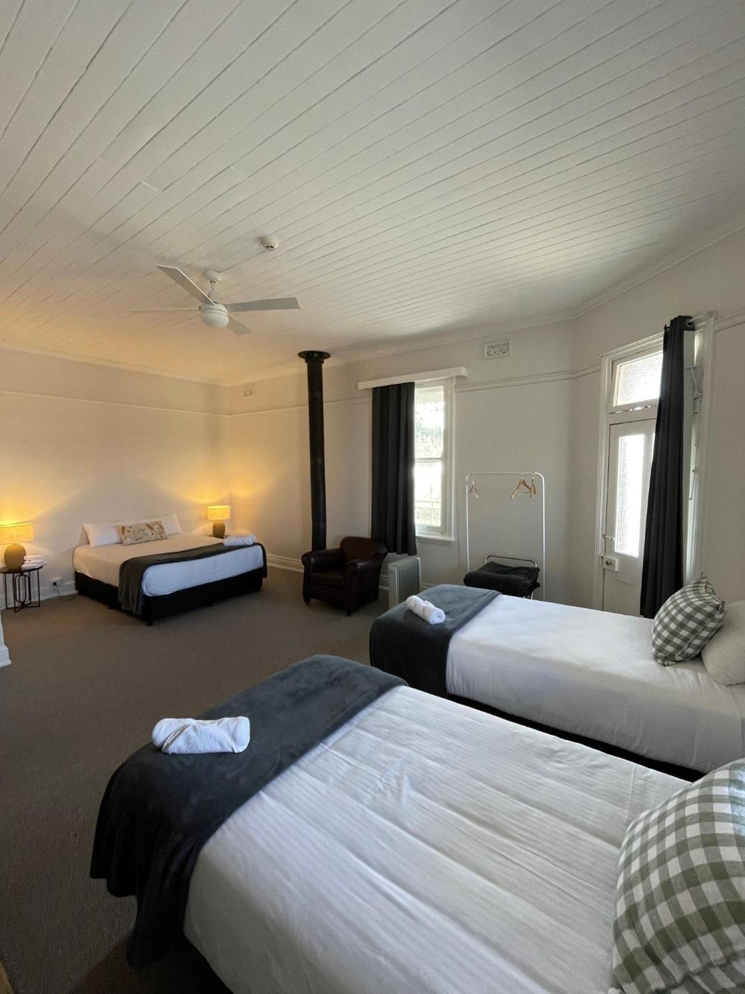 The Bolt Inn Uralla Εξωτερικό φωτογραφία