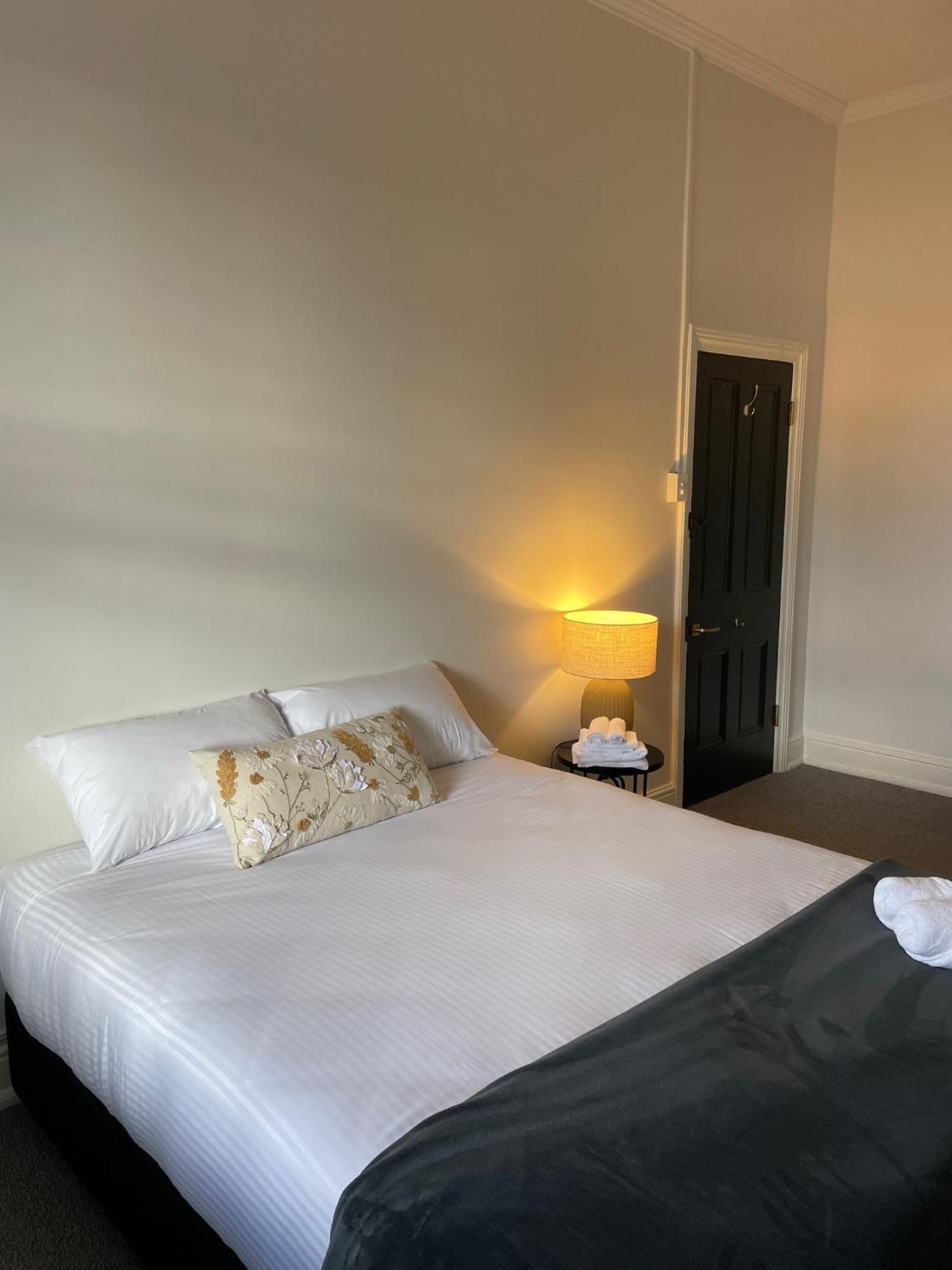 The Bolt Inn Uralla Εξωτερικό φωτογραφία